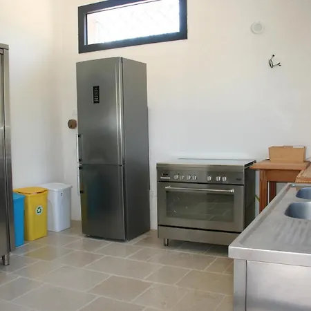 Crocilupo Villa *